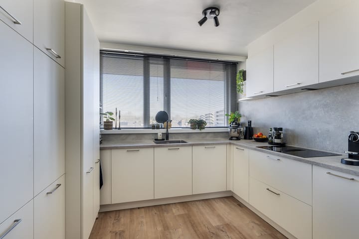 Foto 3 van Admiraal de Ruyterweg 13