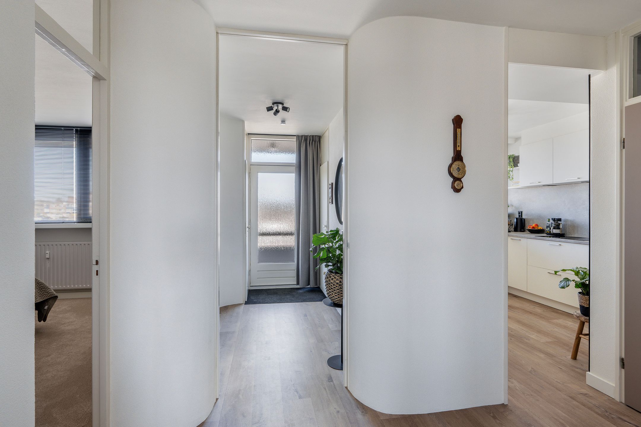 Photo 12 of Admiraal de Ruyterweg 13