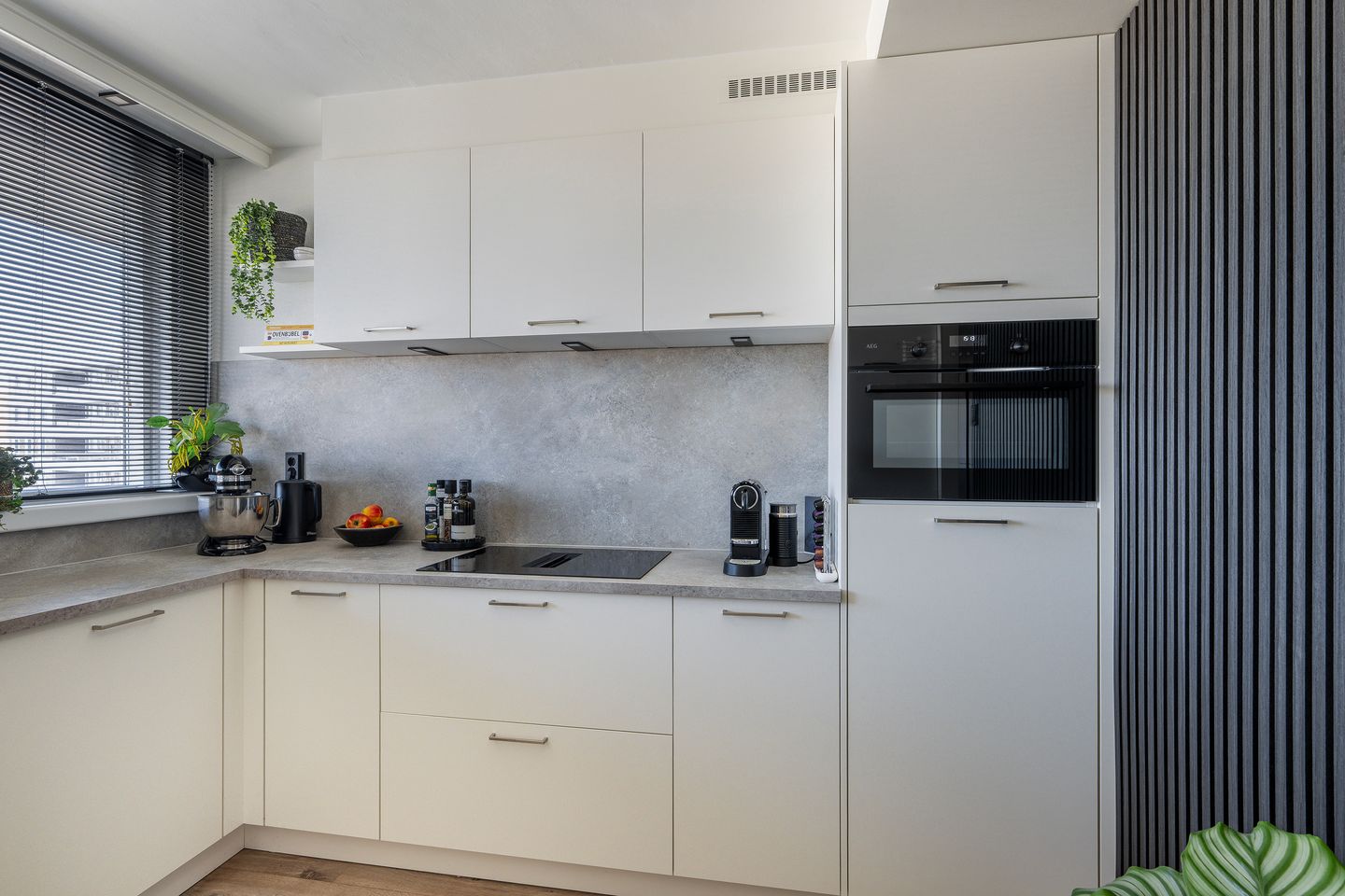 Photo 25 of Admiraal de Ruyterweg 13