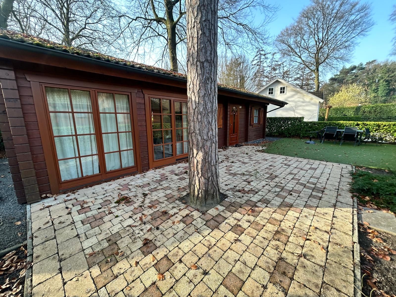 2-bedroom freehold villa in Lochem — photo 2 of 5