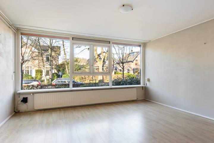 Photo 2 of Generaal Van Heutszlaan 46