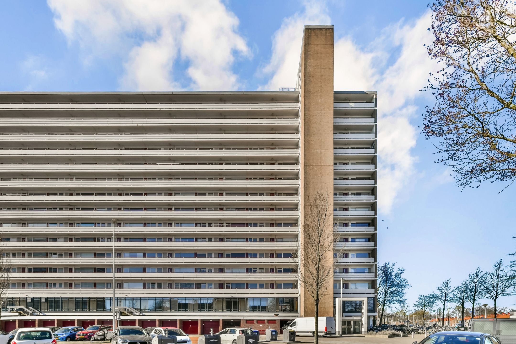 Foto 24 van Burgemeester Hogguerstraat 899