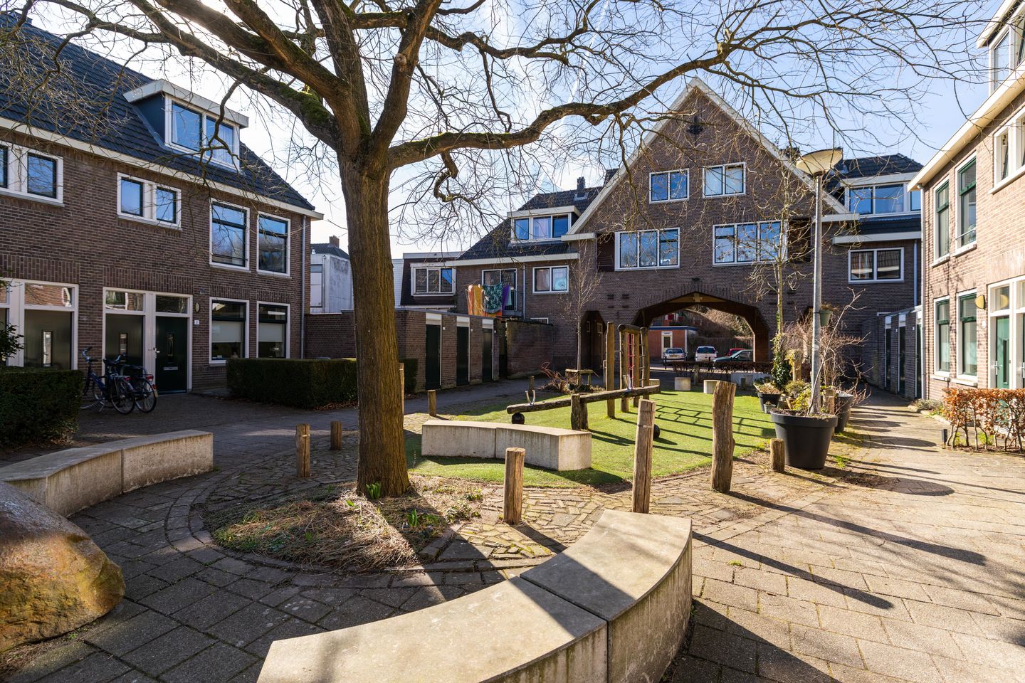 Foto 25 van Magna Petestraat 9