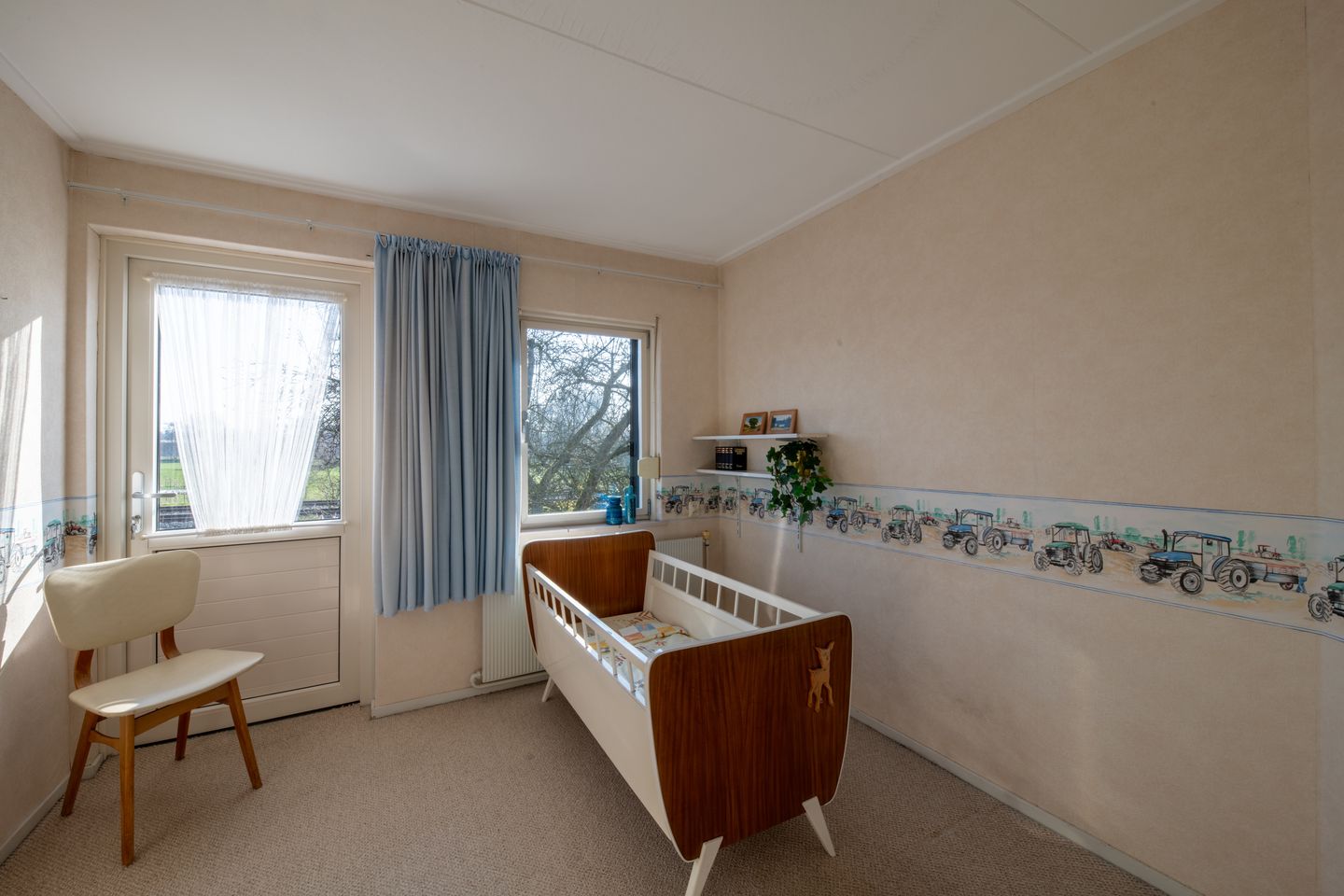 Photo 19 of Irisstraat 6