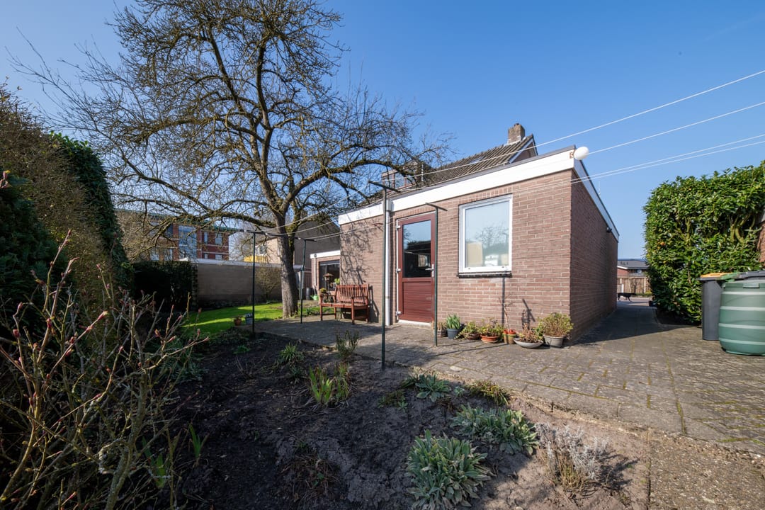 Photo 26 of Irisstraat 6