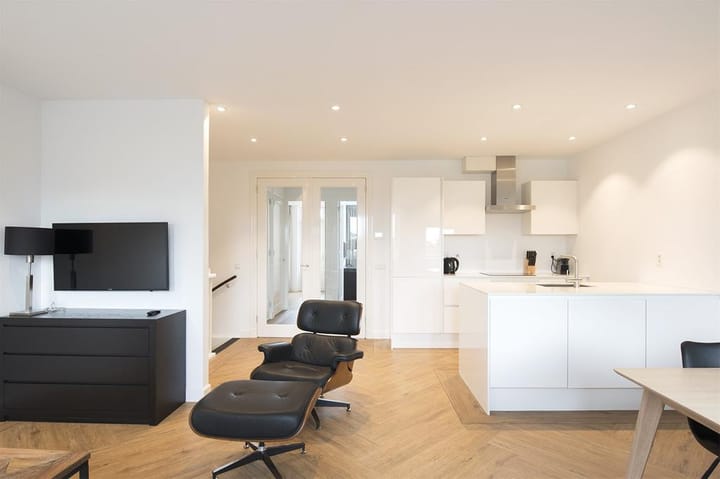 Photo 4 of Bilderdijkstraat 57-4