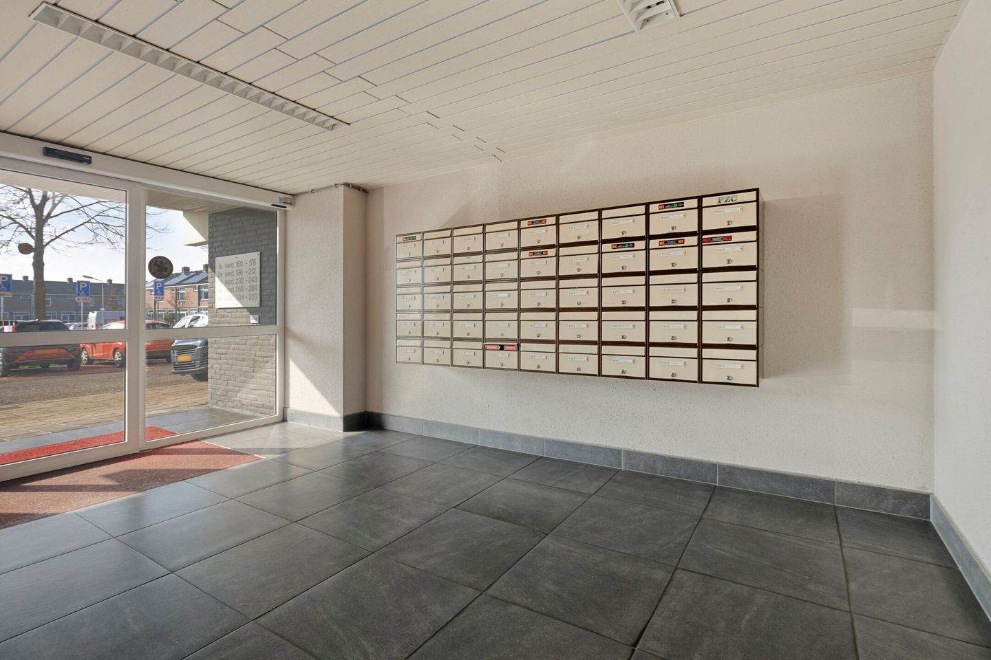 Foto 4 van Peter van Anrooylaan 196