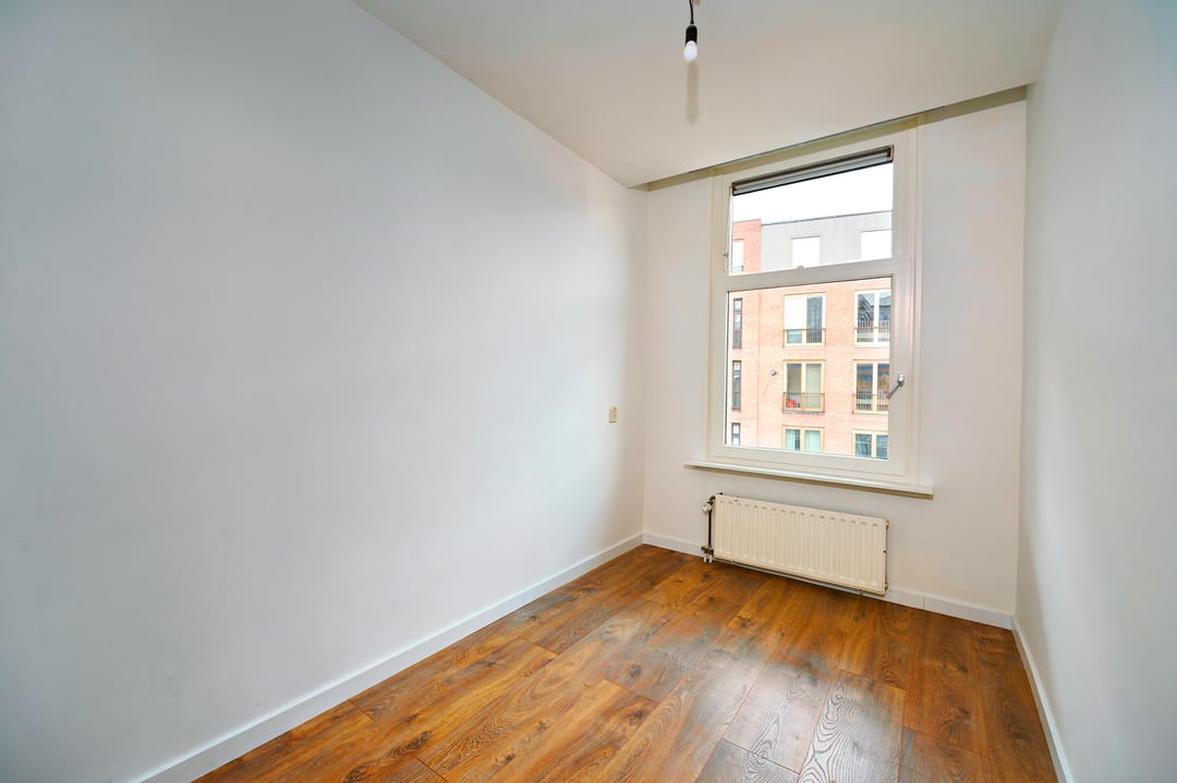 Photo 11 of Sumatrastraat 10-B