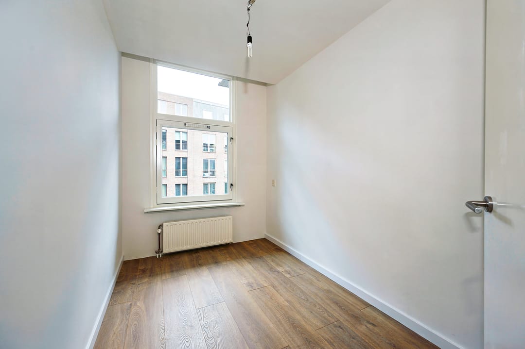 Photo 13 of Sumatrastraat 10-B