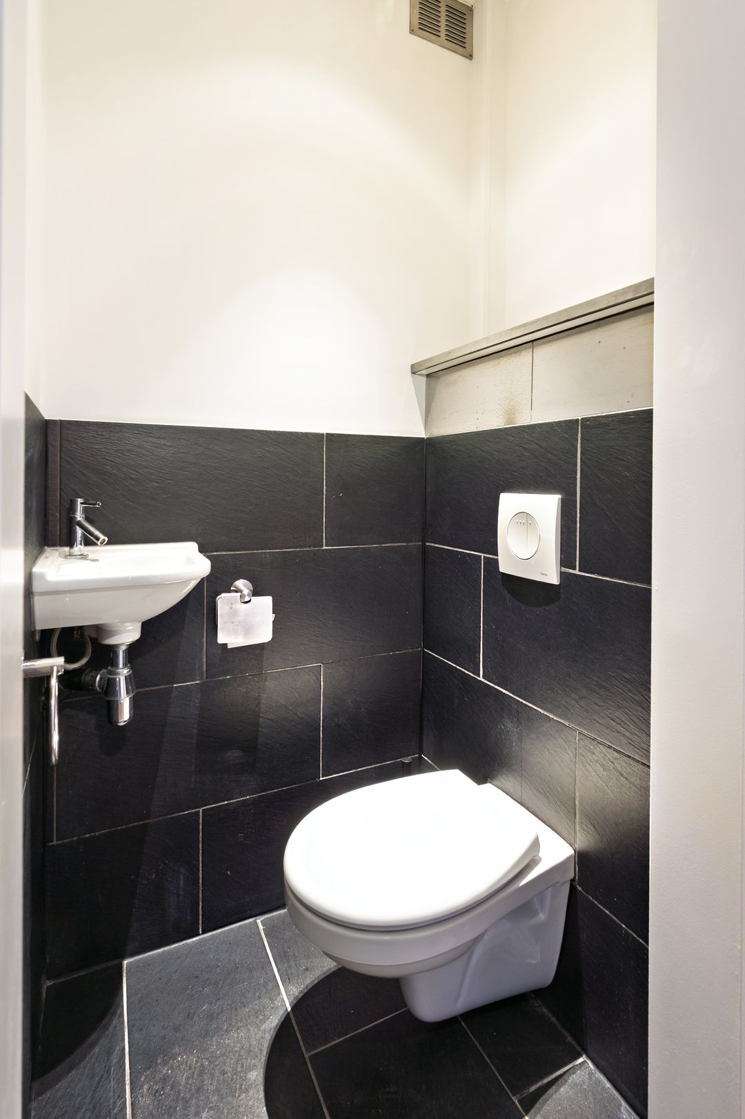 Photo 8 of Sumatrastraat 10-B