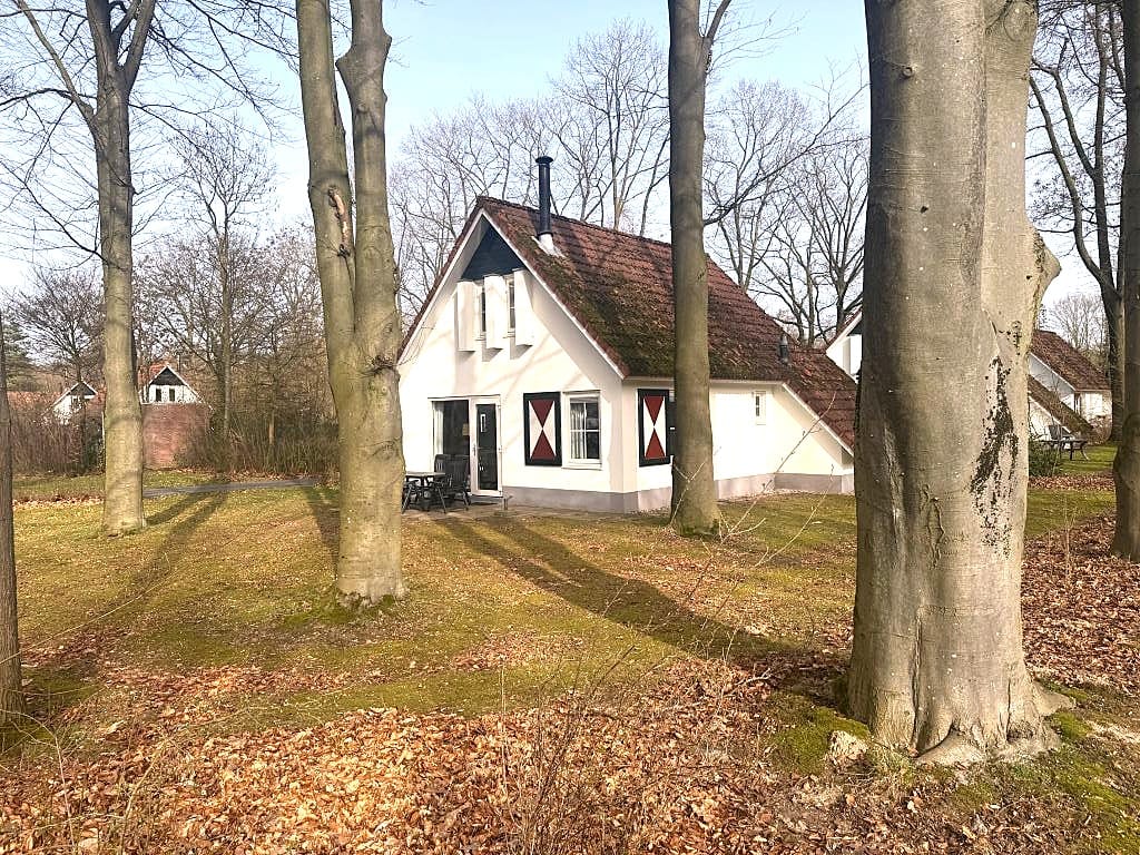 Foto 4 van Zwembadweg 1