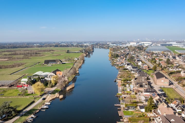 Photo 4 of Waalweg 35