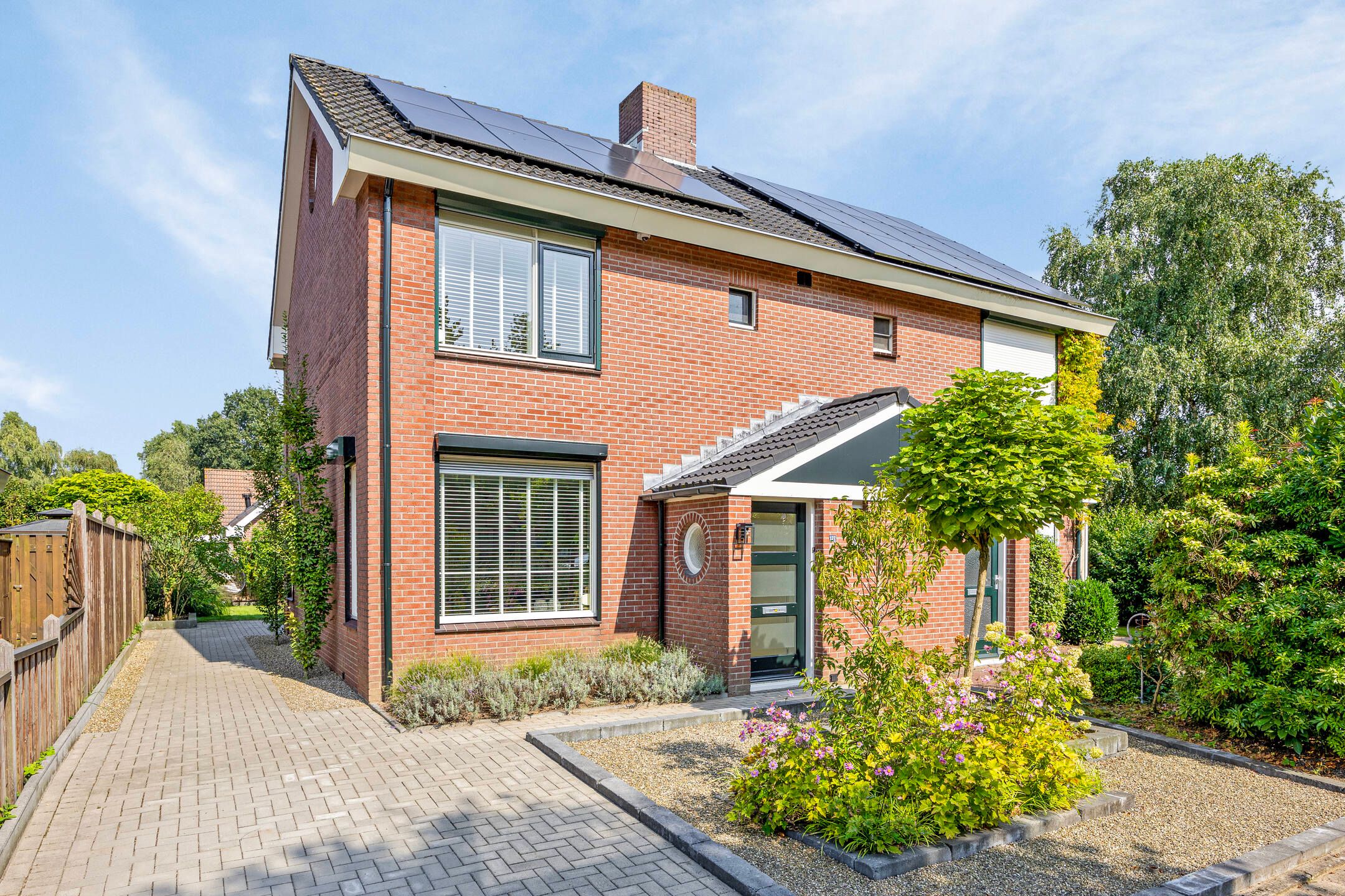 Buying a house in The Netherlands., Gildebongerd 127