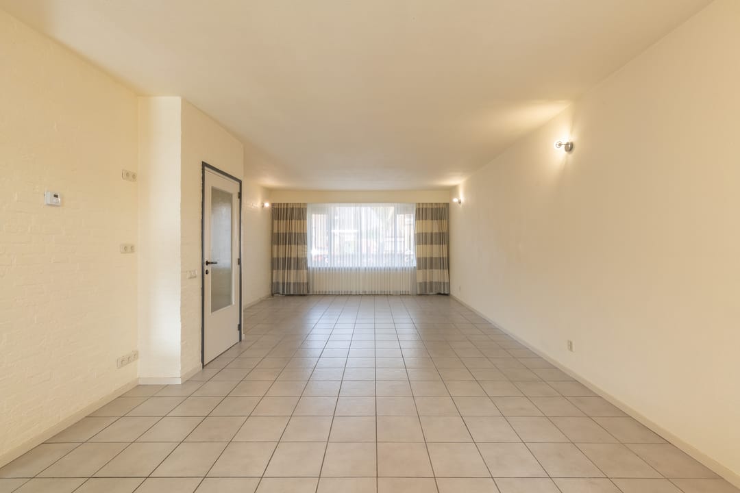 Foto 2 van Zwarte Graaf 28