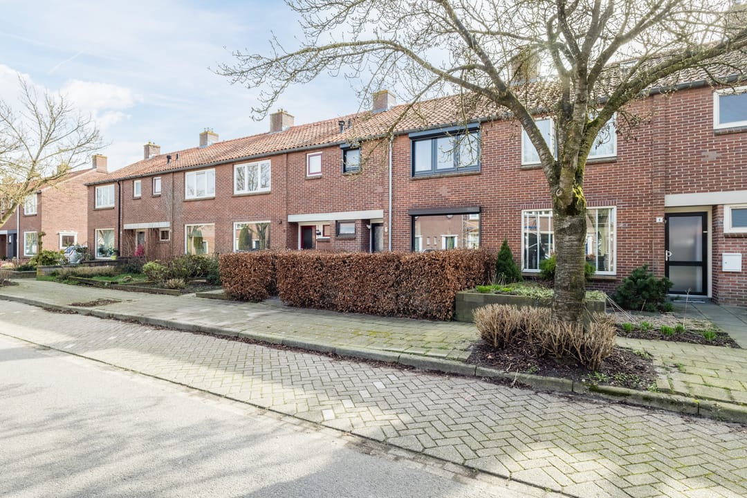 Foto 2 van Julianastraat 6