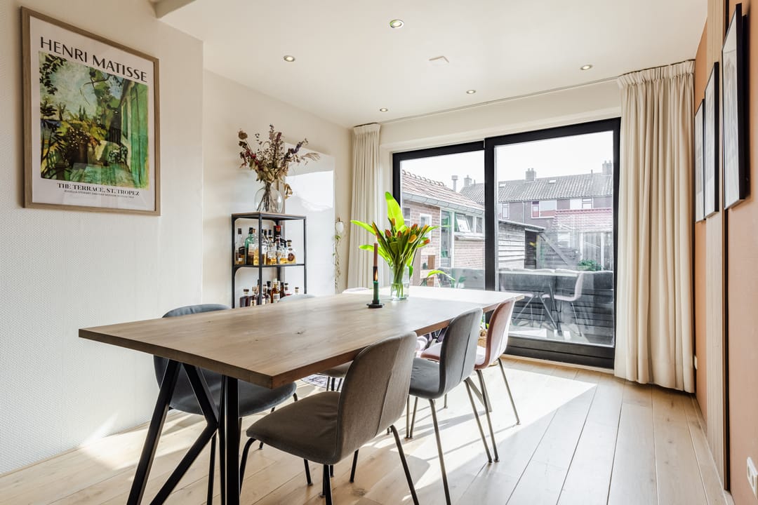 Foto 11 van Julianastraat 6