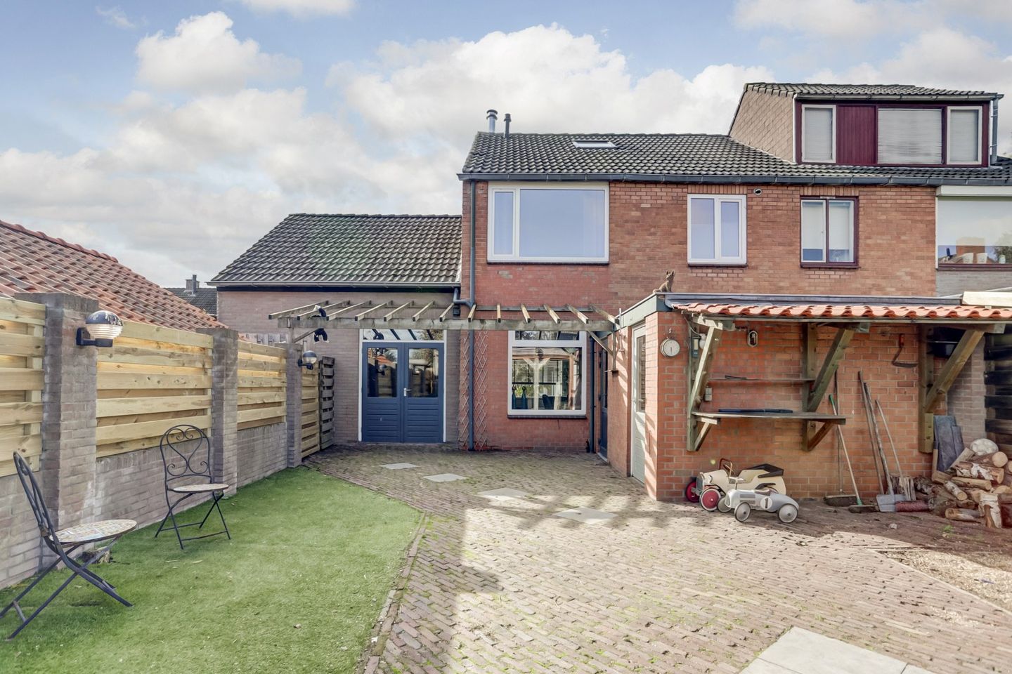 Foto 25 van Montgomerystraat 2