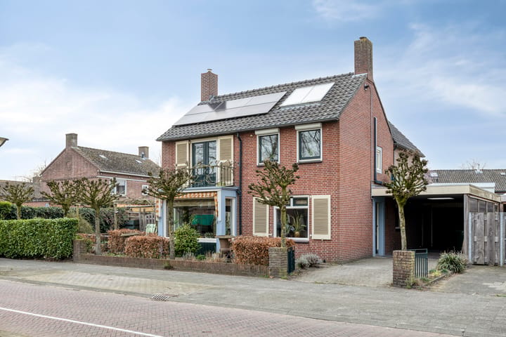 Foto 5 van Adriaan Oomenstraat 1
