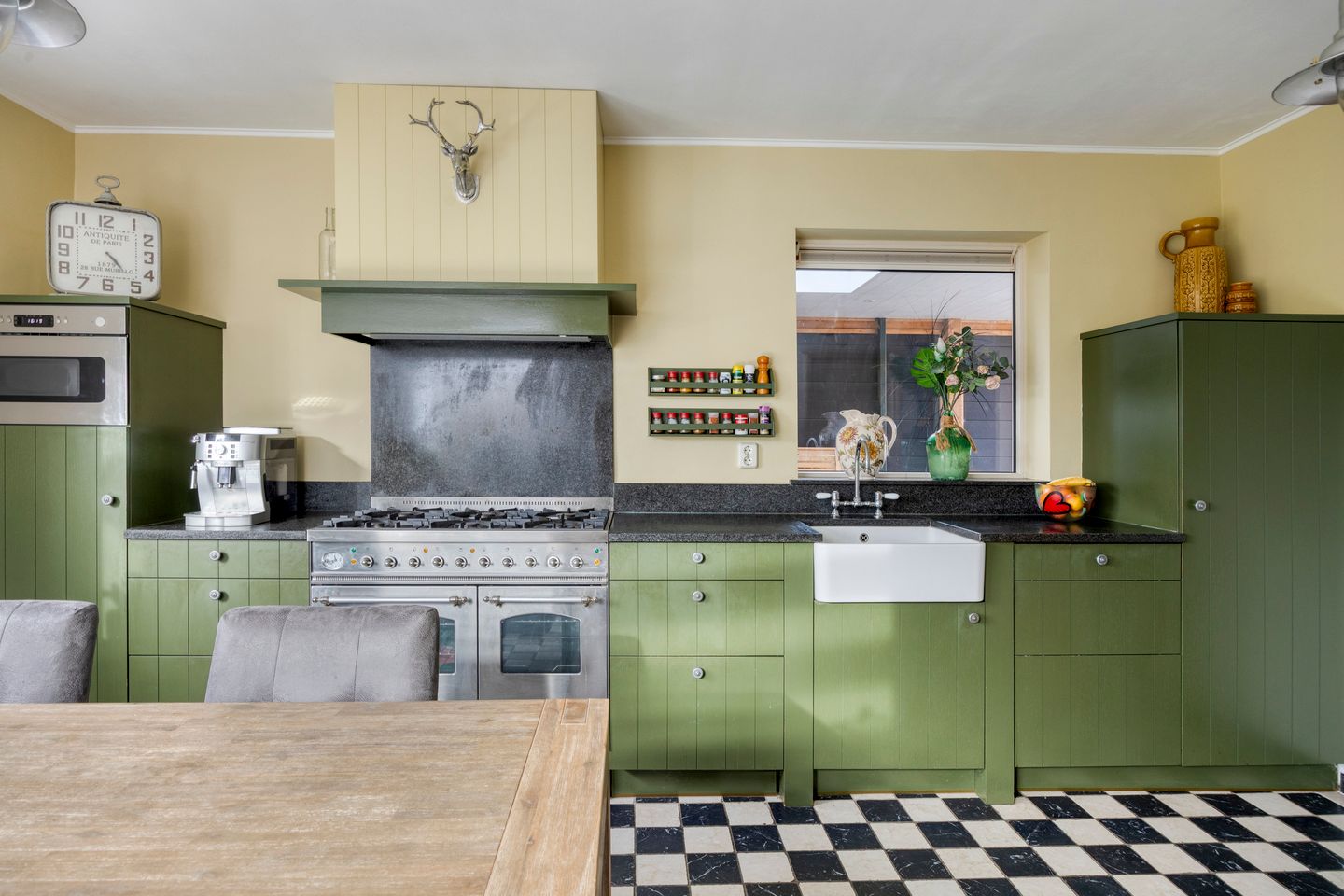 Foto 20 van Adriaan Oomenstraat 1