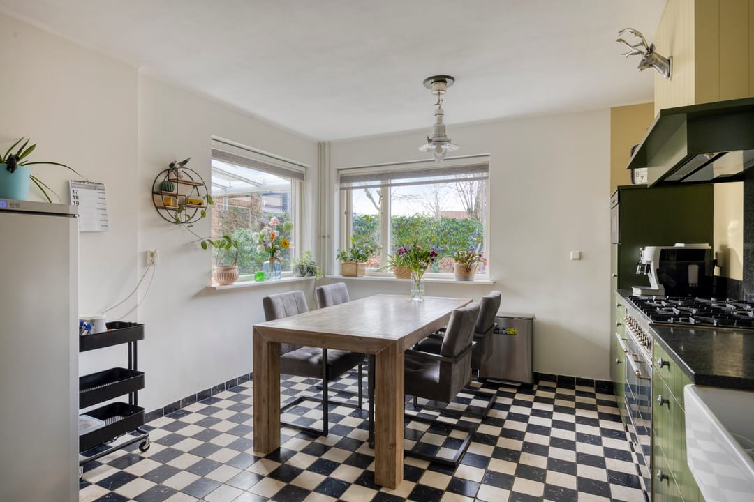 Foto 23 van Adriaan Oomenstraat 1