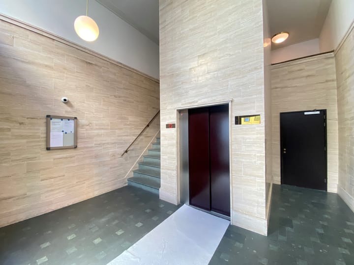 Foto 3 van Ernest Groosmanplein 13