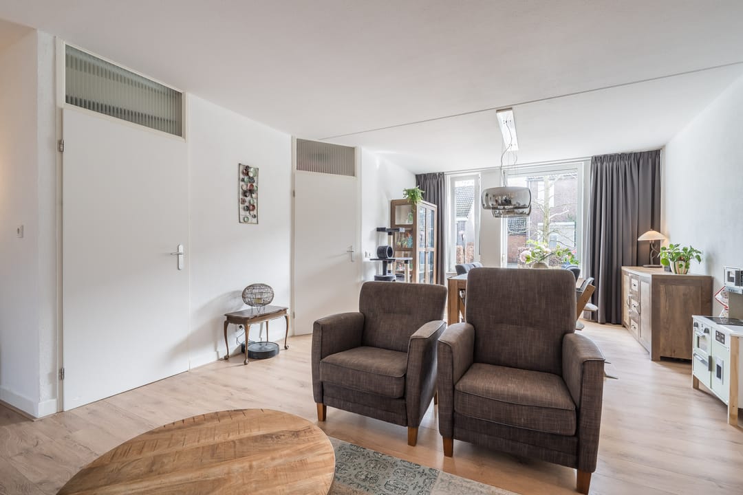 Photo 11 of Klaproosstraat 49