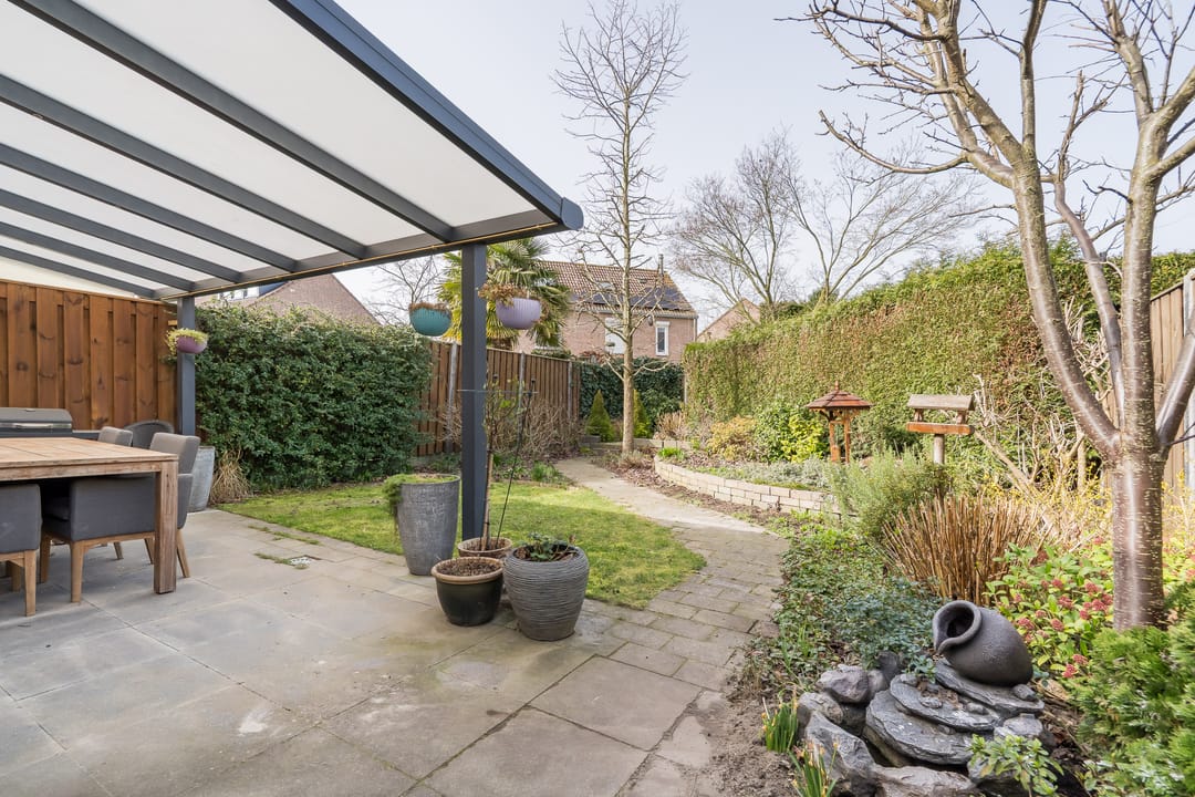 Photo 43 of Klaproosstraat 49