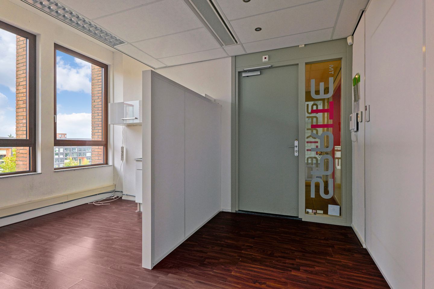 Bekijk foto 3 van Krijn Taconiskade 290