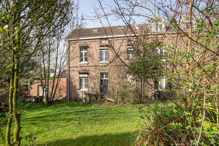 Foto 2 van Dr. Poelsplein 18