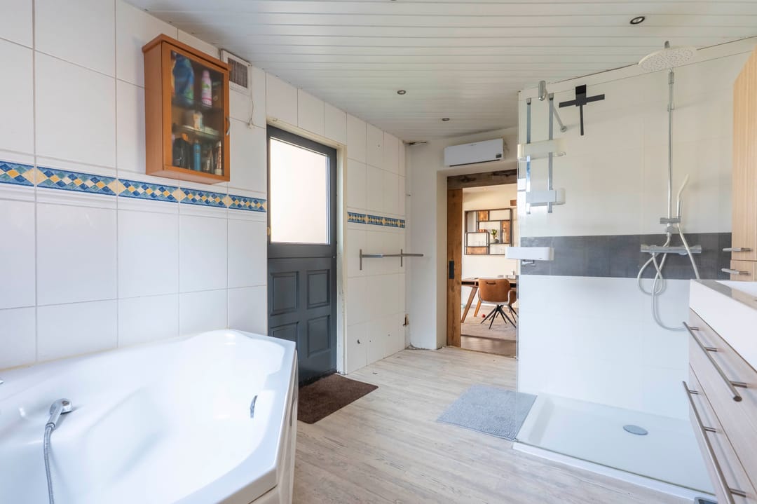 Photo 17 of Beekstraat 38