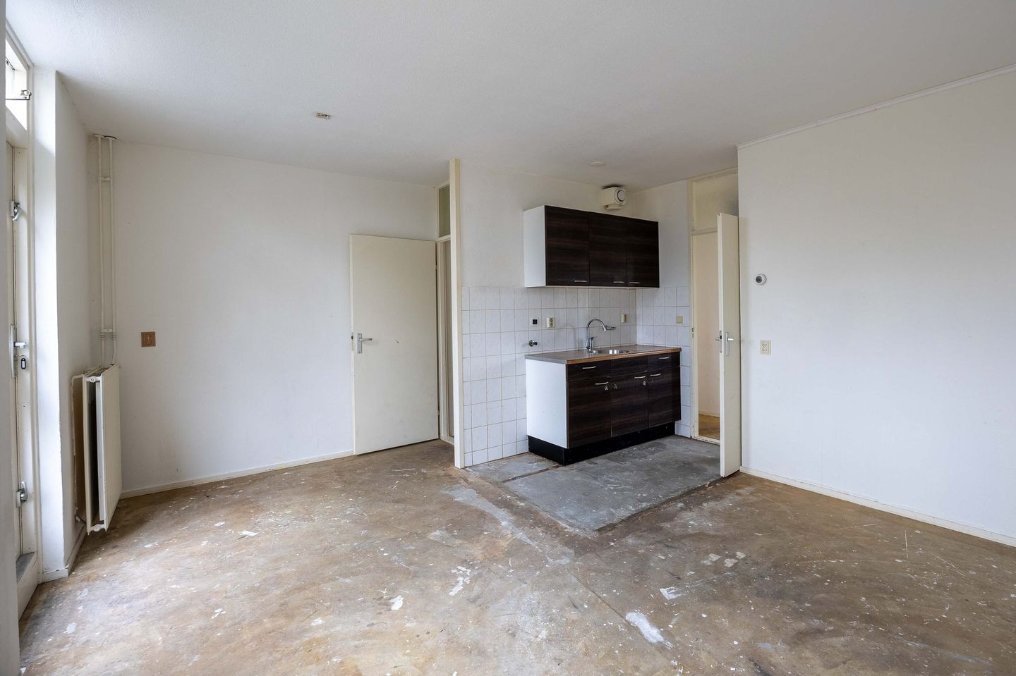 Photo 4 of Akelei 54