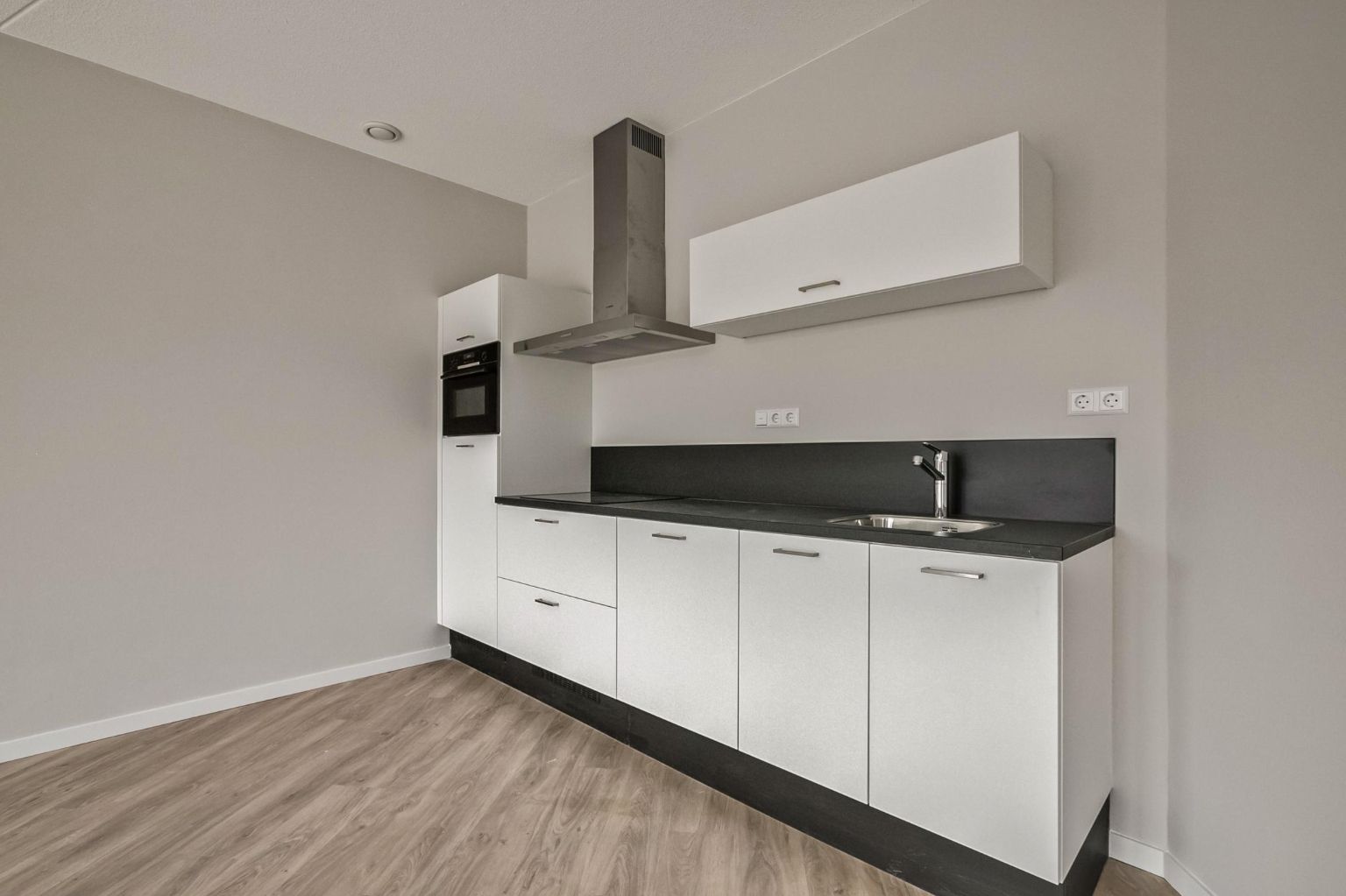 Foto 6 van Niemeyerstraat 20