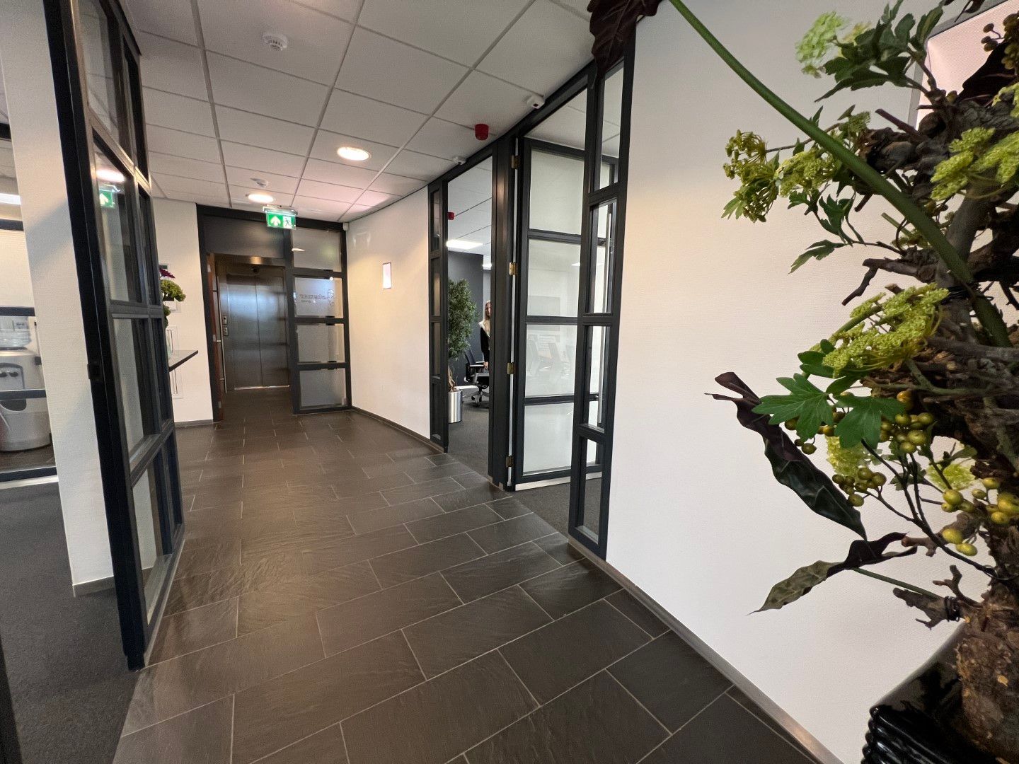 Bekijk foto 4 van De Veldoven 13