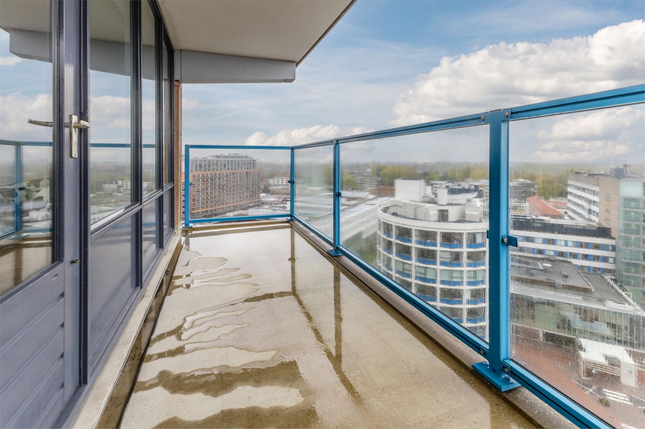 Foto 30 van Strevelsweg 954