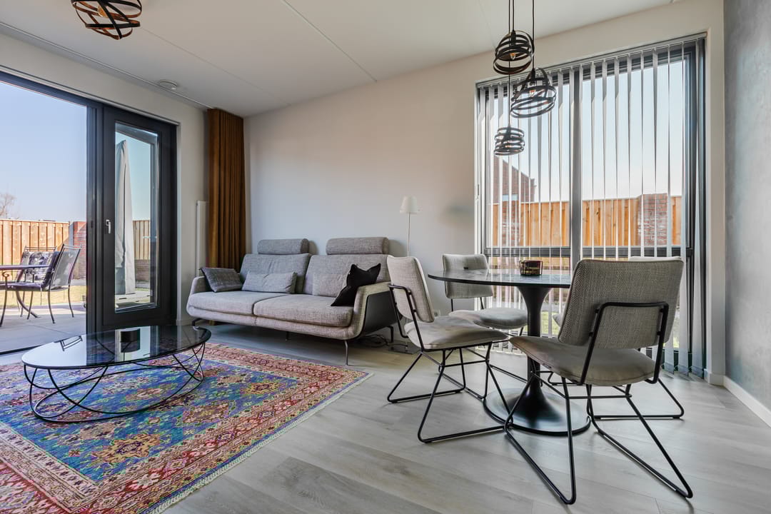 Photo 11 of Gouvernante 59