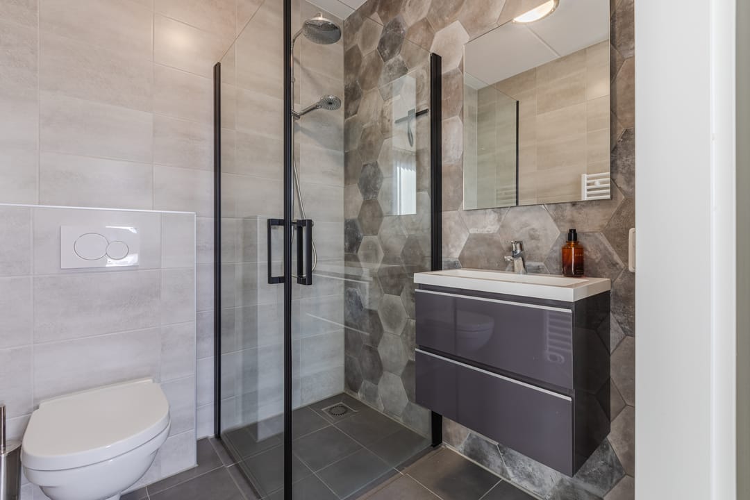 Photo 17 of Gouvernante 59