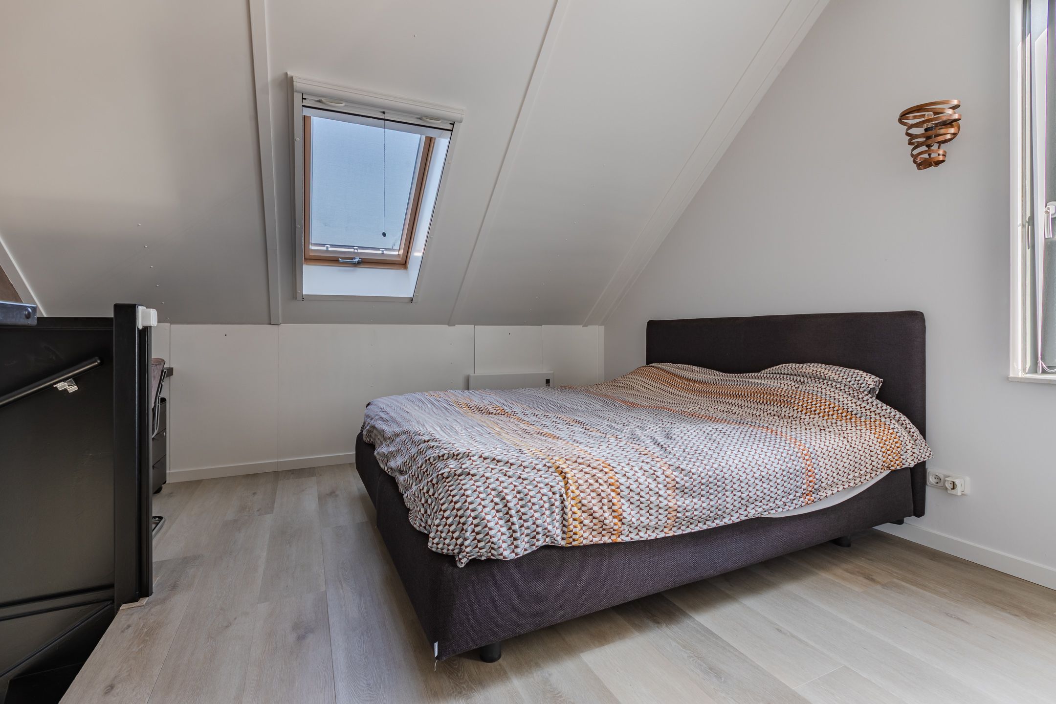 Photo 18 of Gouvernante 59