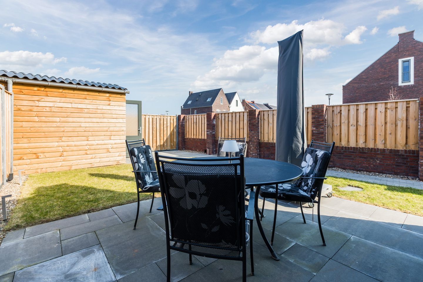 Photo 25 of Gouvernante 59