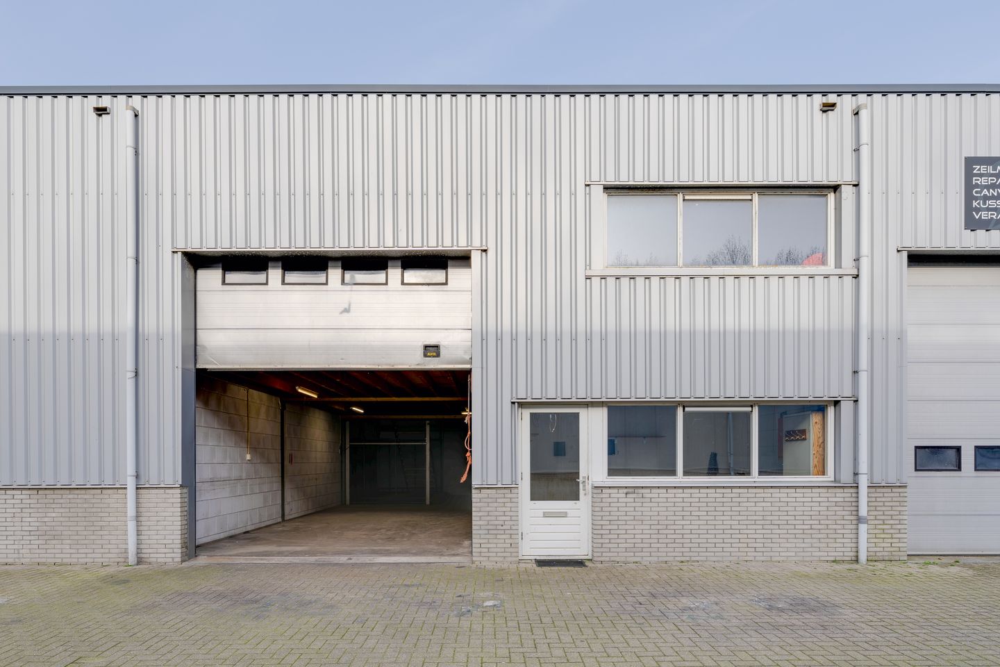 Bekijk foto 4 van Industrieweg 35-e