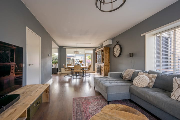 Photo 2 of Beatrixlaan 7