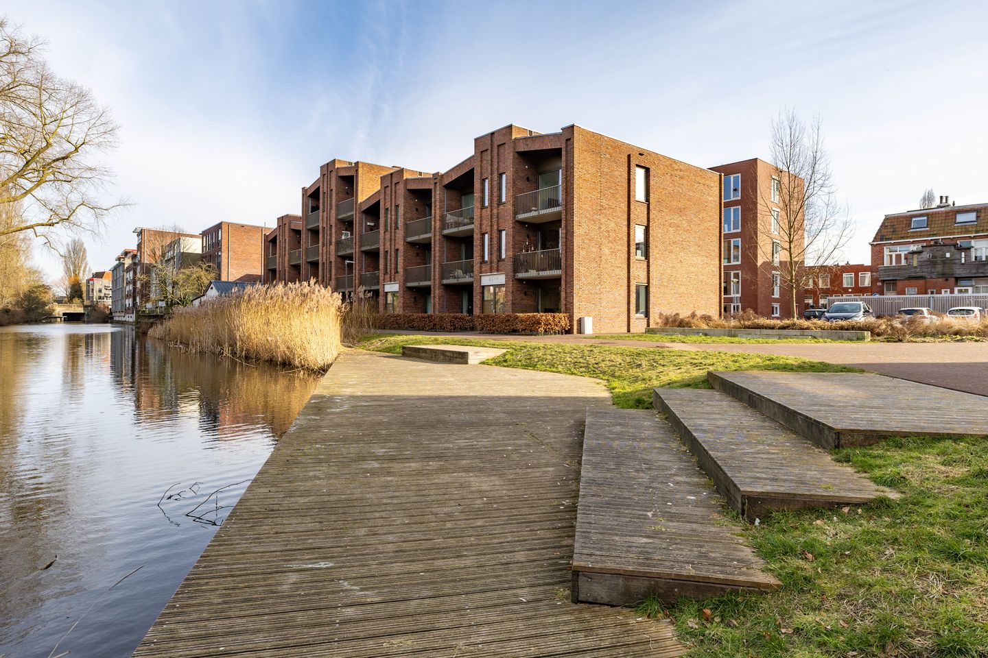 Foto 5 van Helper Westsingel 49-1