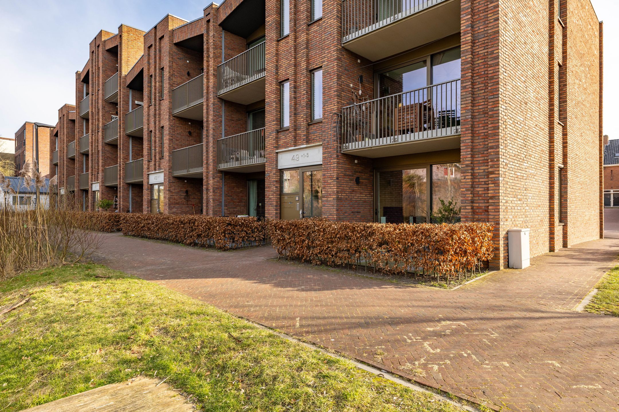 Foto 6 van Helper Westsingel 49-1