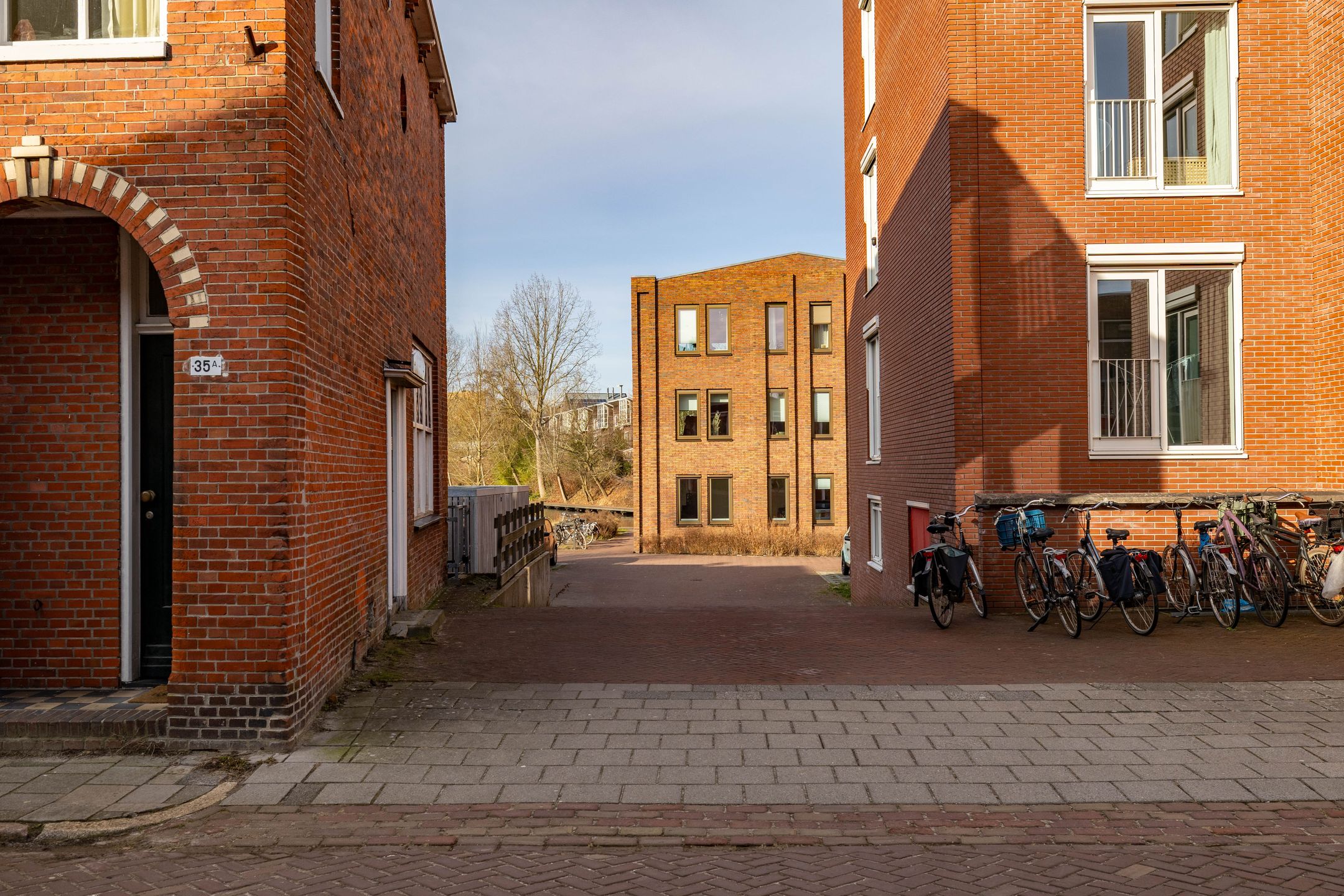 Foto 30 van Helper Westsingel 49-1