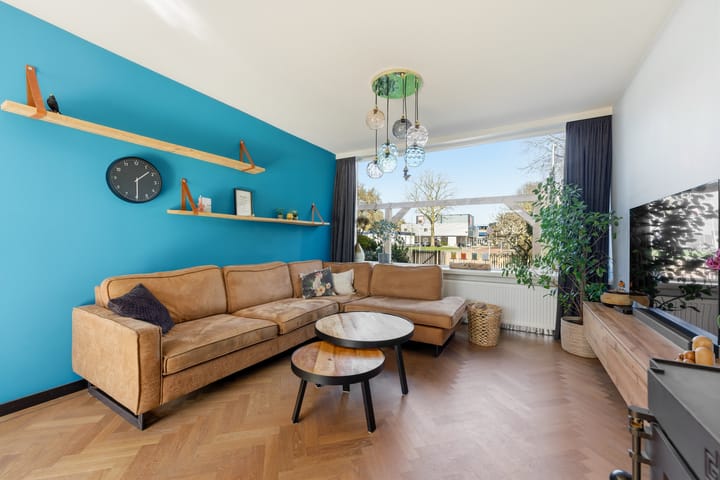 Photo 3 of Vondellaan 126