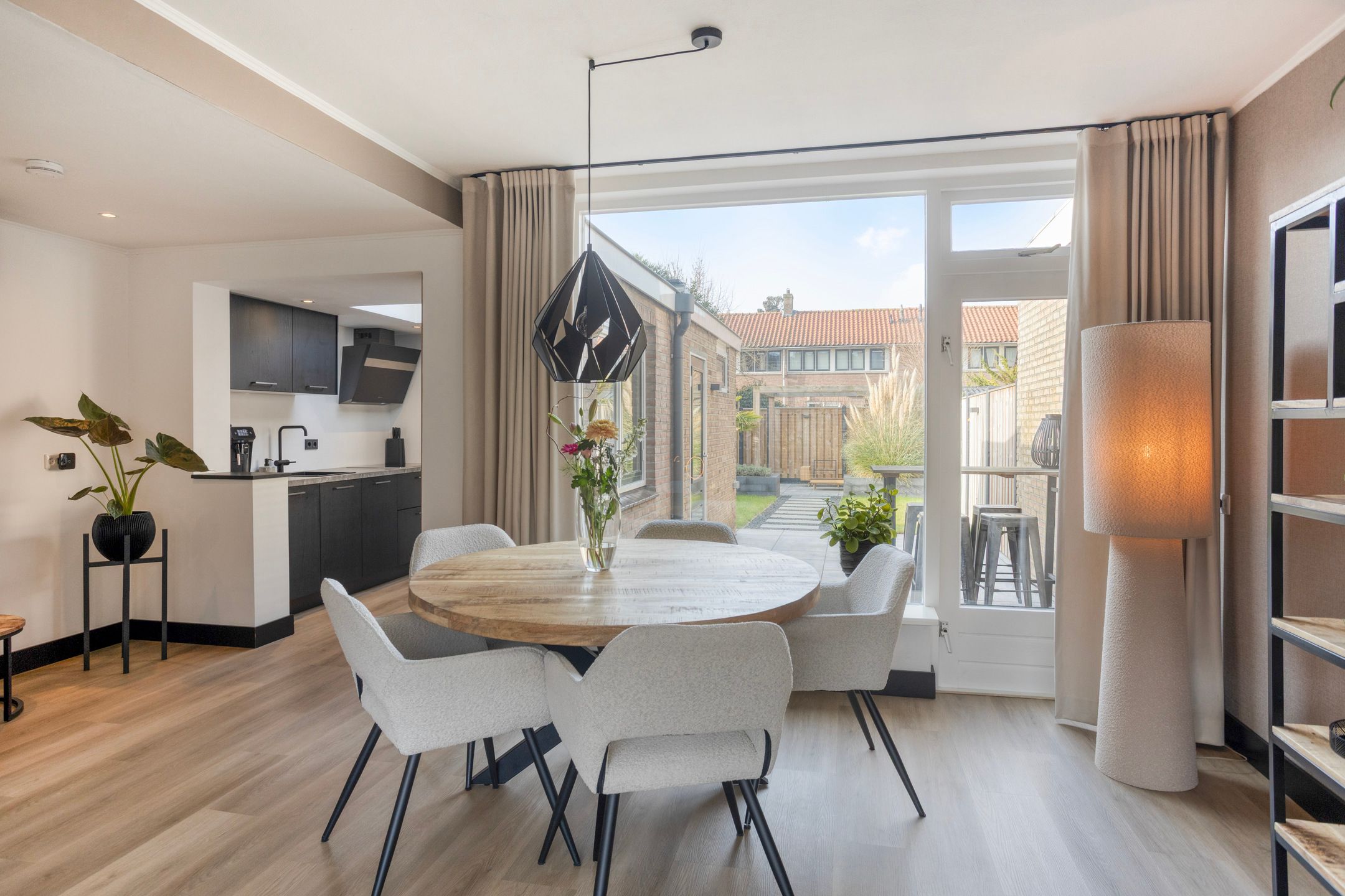 Photo 3 of van Vredenstraat 73