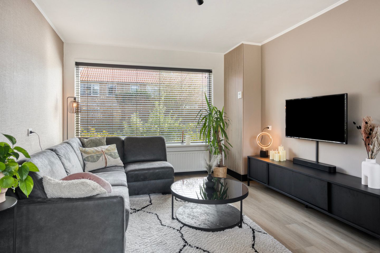 Photo 10 of van Vredenstraat 73