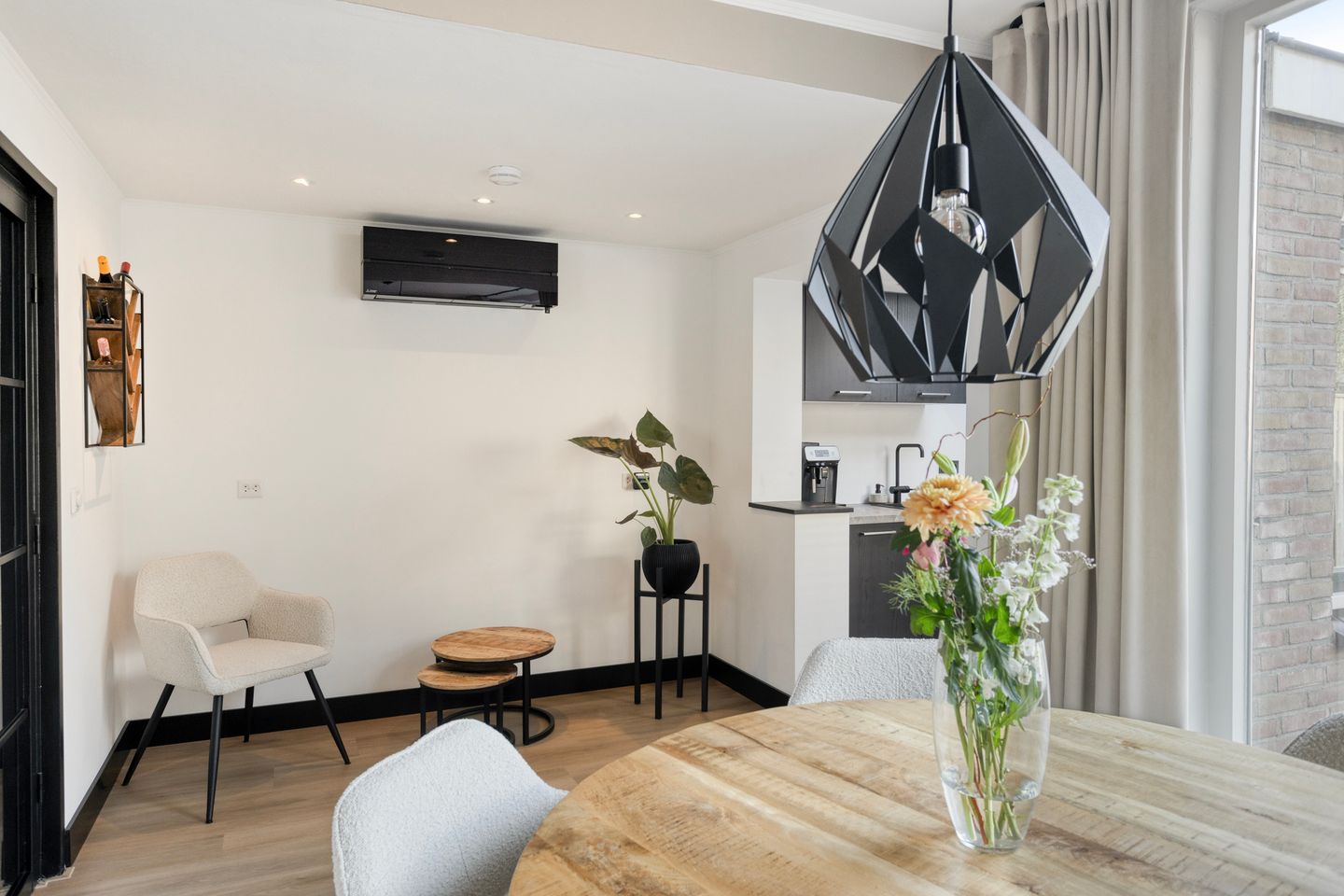 Photo 14 of van Vredenstraat 73