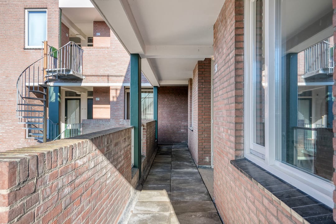 Foto 23 van Prins Hendrikstraat 42-E