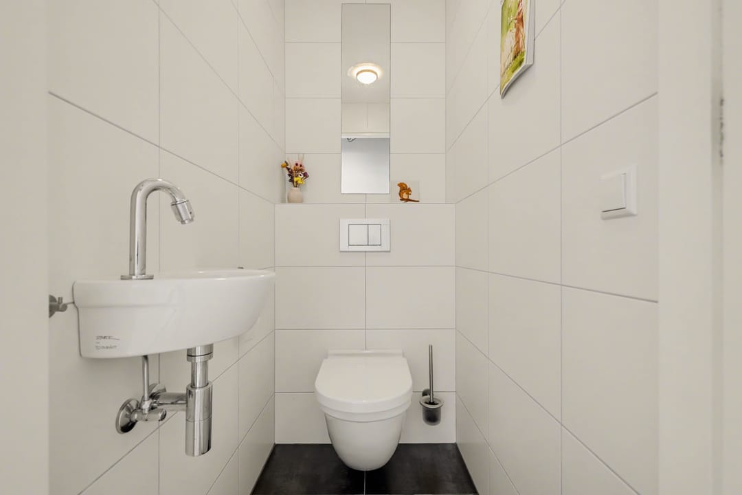 Photo 17 of Helmstraat 16-A