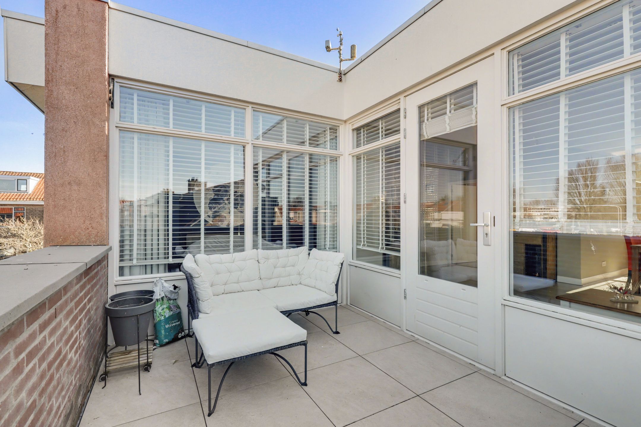 Photo 21 of Helmstraat 16-A